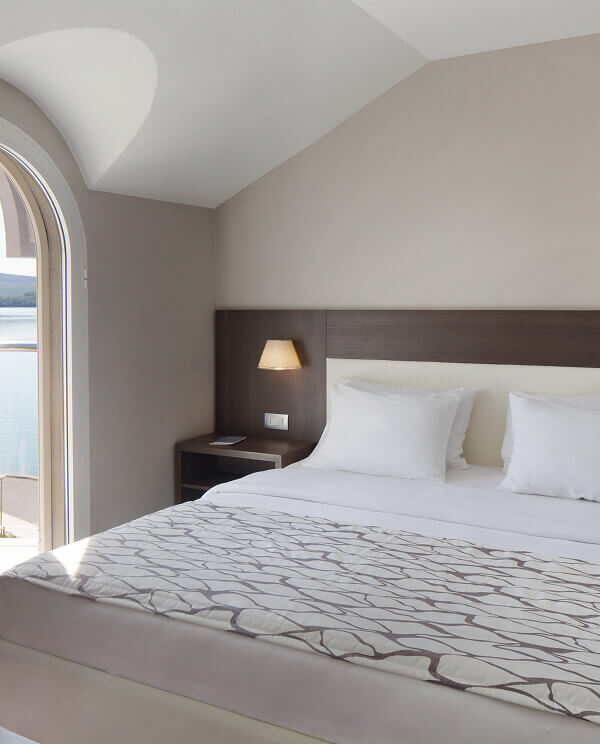 Standard double room beds 1 1
